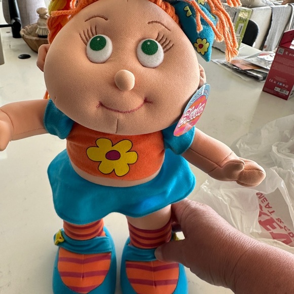 Shoobeez doll with tags - Picture 6 of 7